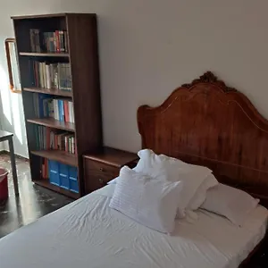 https://habitacion-amplia-con-vistas.es-andalucia.com